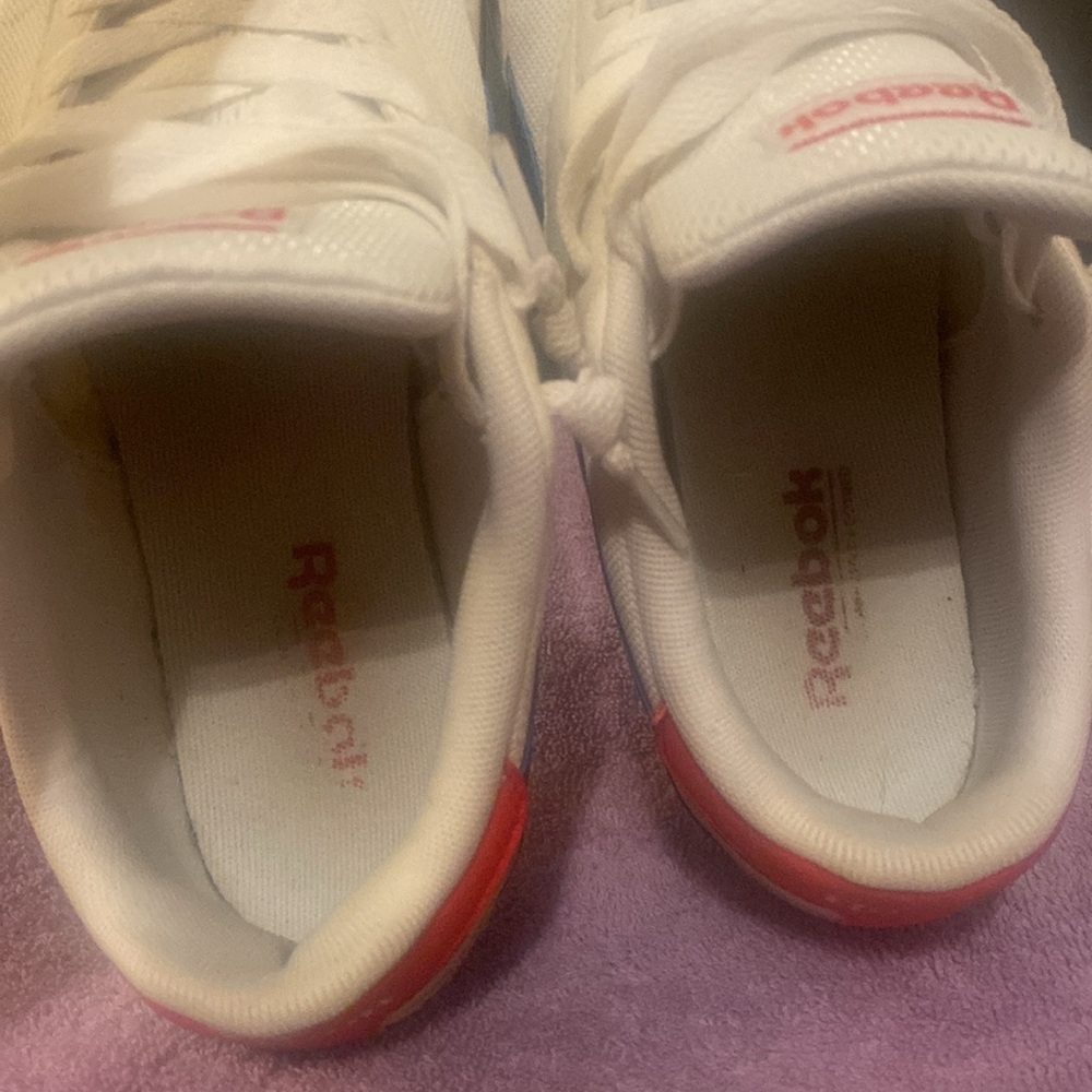 Shoes - Picture 7 of 7